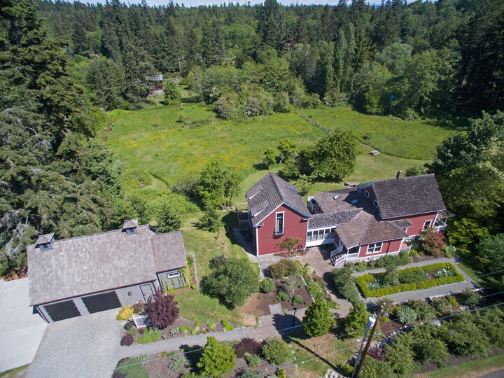 4616 New Sweden Ave NE  Bainbridge Island WA 98110 photo