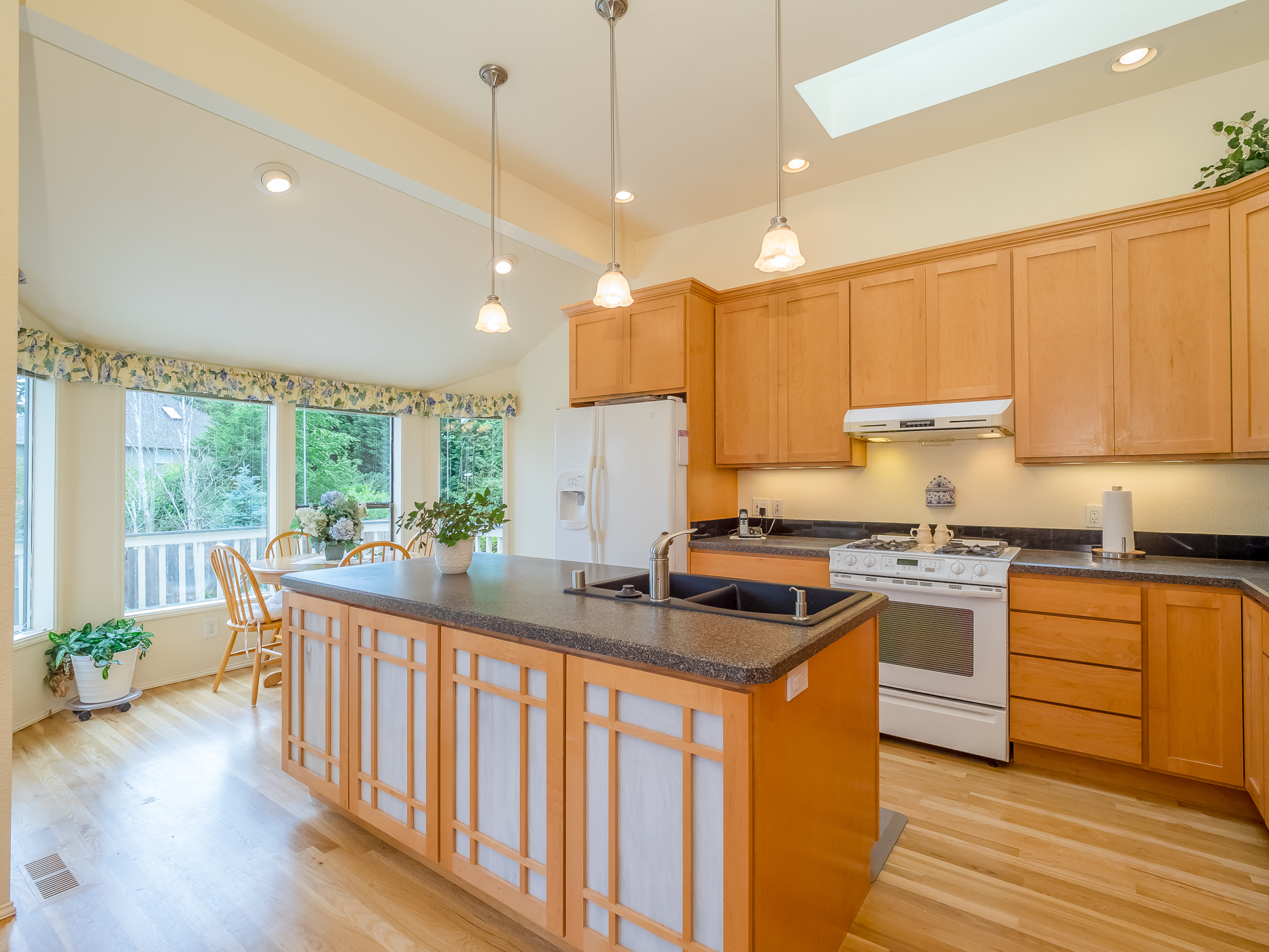 Property Photo: Chef's delight! 2017 238th St SE  WA 98021 