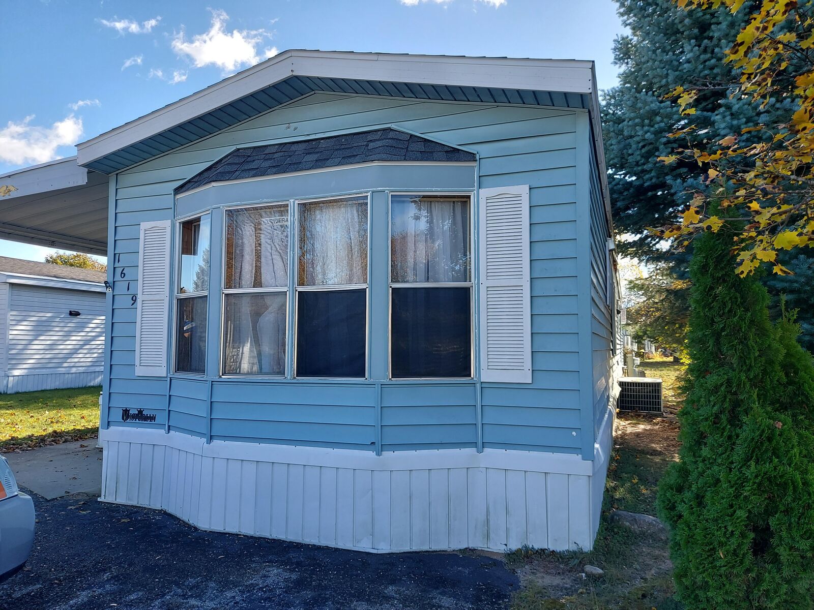 Property Photo:  1619 David Place  MI 49684 