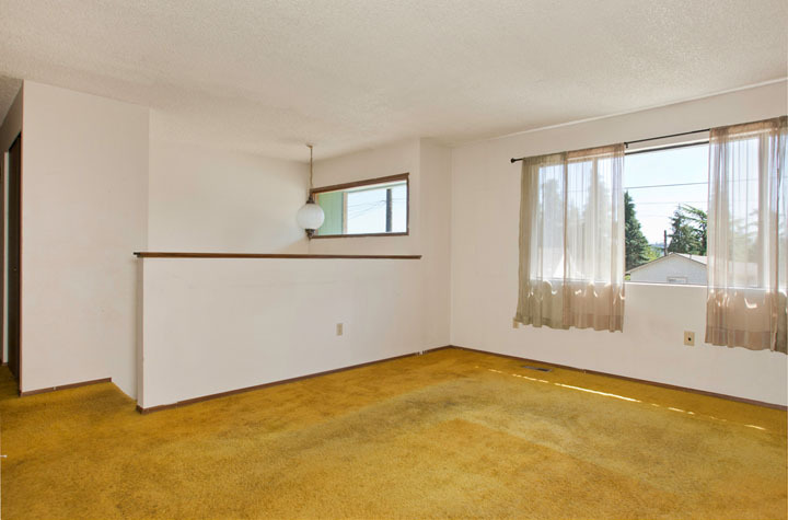 Property Photo: Living room 8425 47th Ave S WA 98118