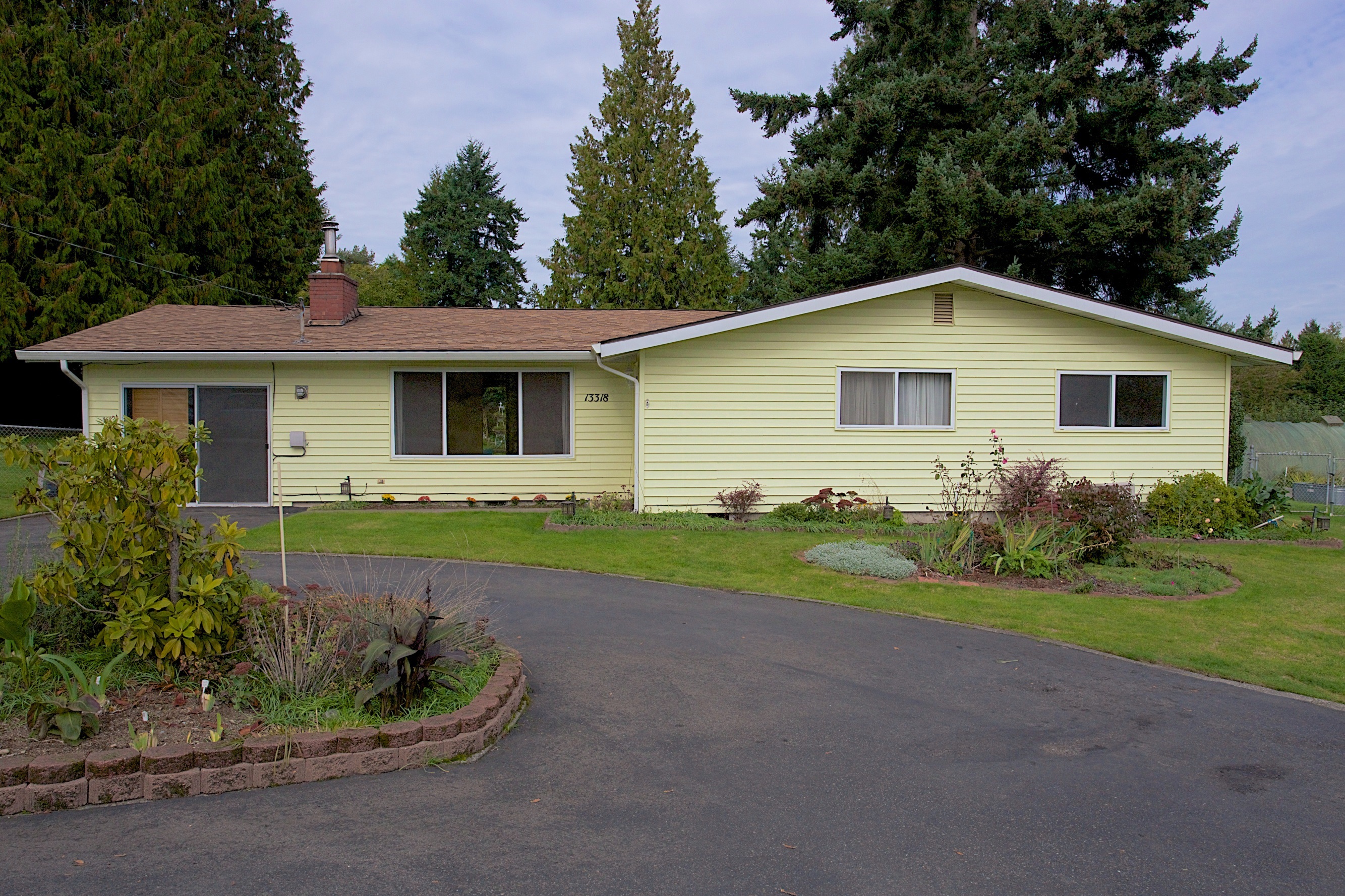 Property Photo:  13318 SE 294th Place  WA 98092 