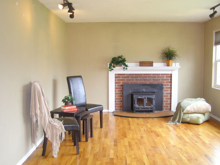 Property Photo: Interiors 557 SE Glencoe St WA 98277