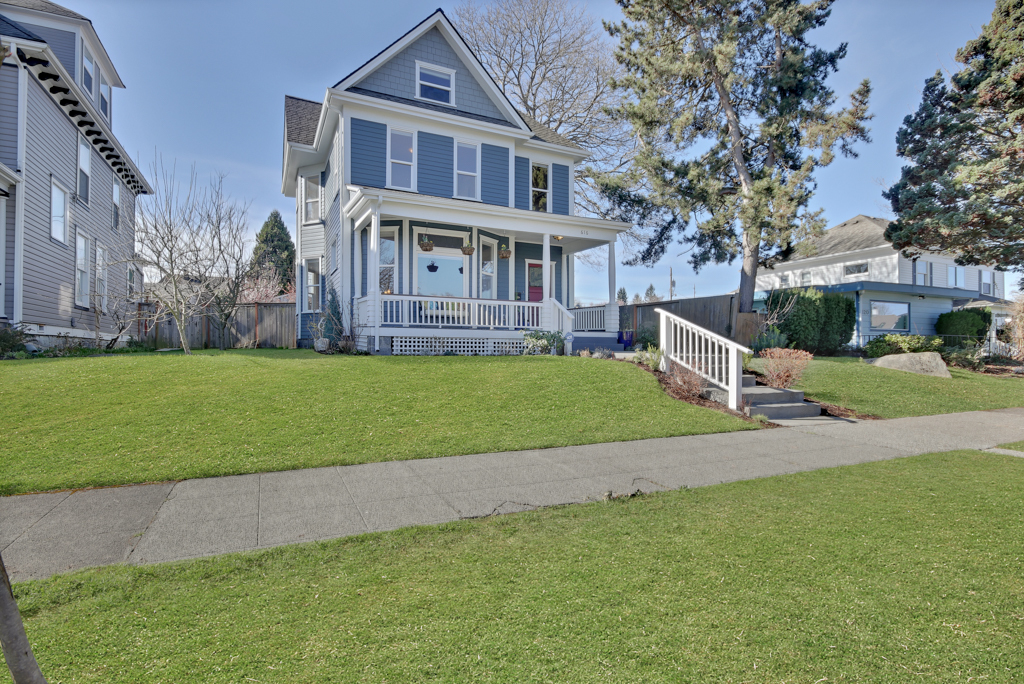 Property Photo:  616 N L Street  WA 98403 