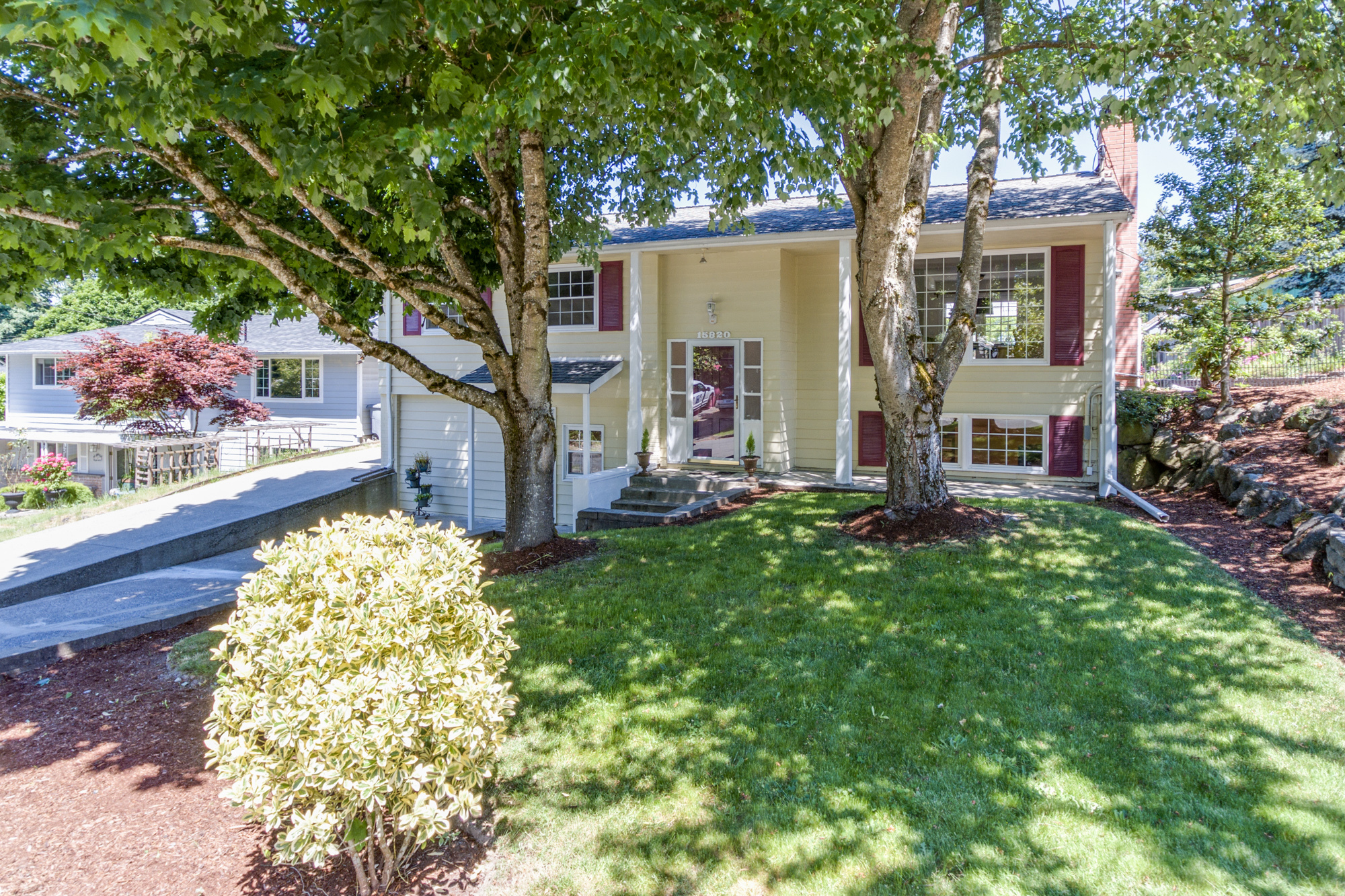 Property Photo: 15820 SE 4th St WA 98008