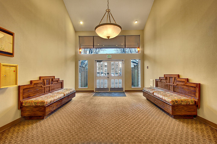 Property Photo: 13717 linden ave n #229 seattle, wa 98133 13717 Linden Ave N 229 WA 98133