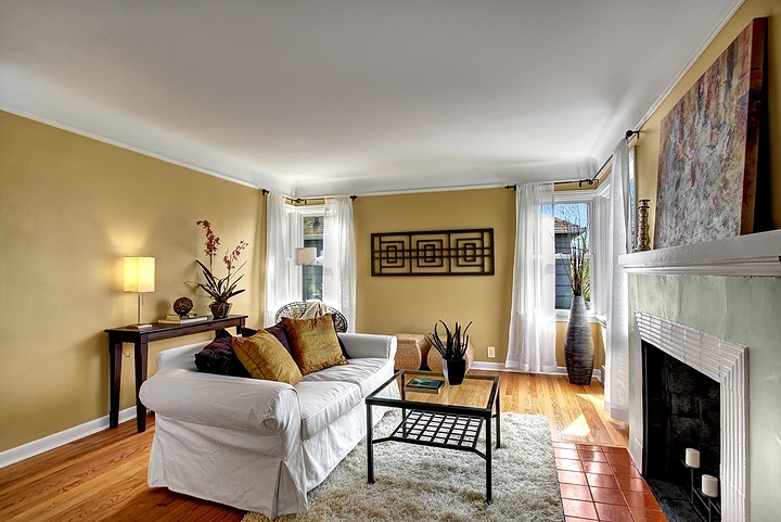 Property Photo: Main floor 12036 Dayton Ave N WA 98133