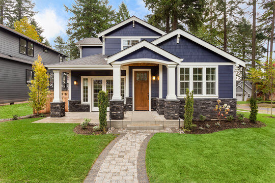 Property Photo: 122 Maple Lane WA 98101