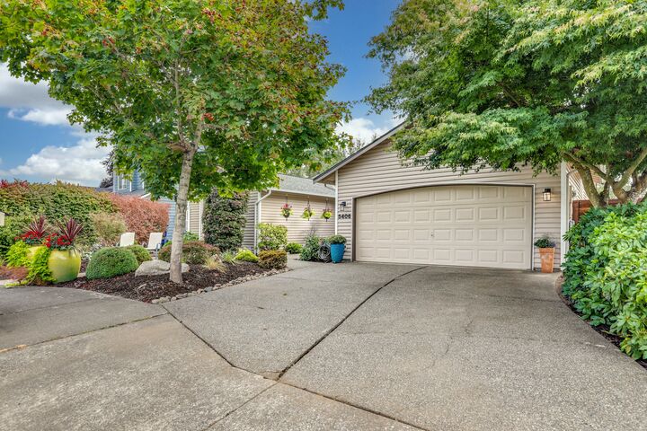 Property Photo:  5406 59th Place NE  WA 98270 
