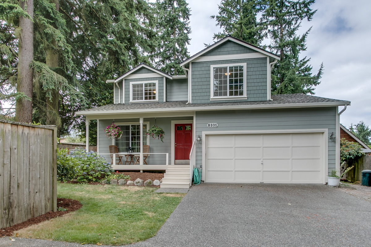 Property Photo: 8331 NE 156th St WA 98028