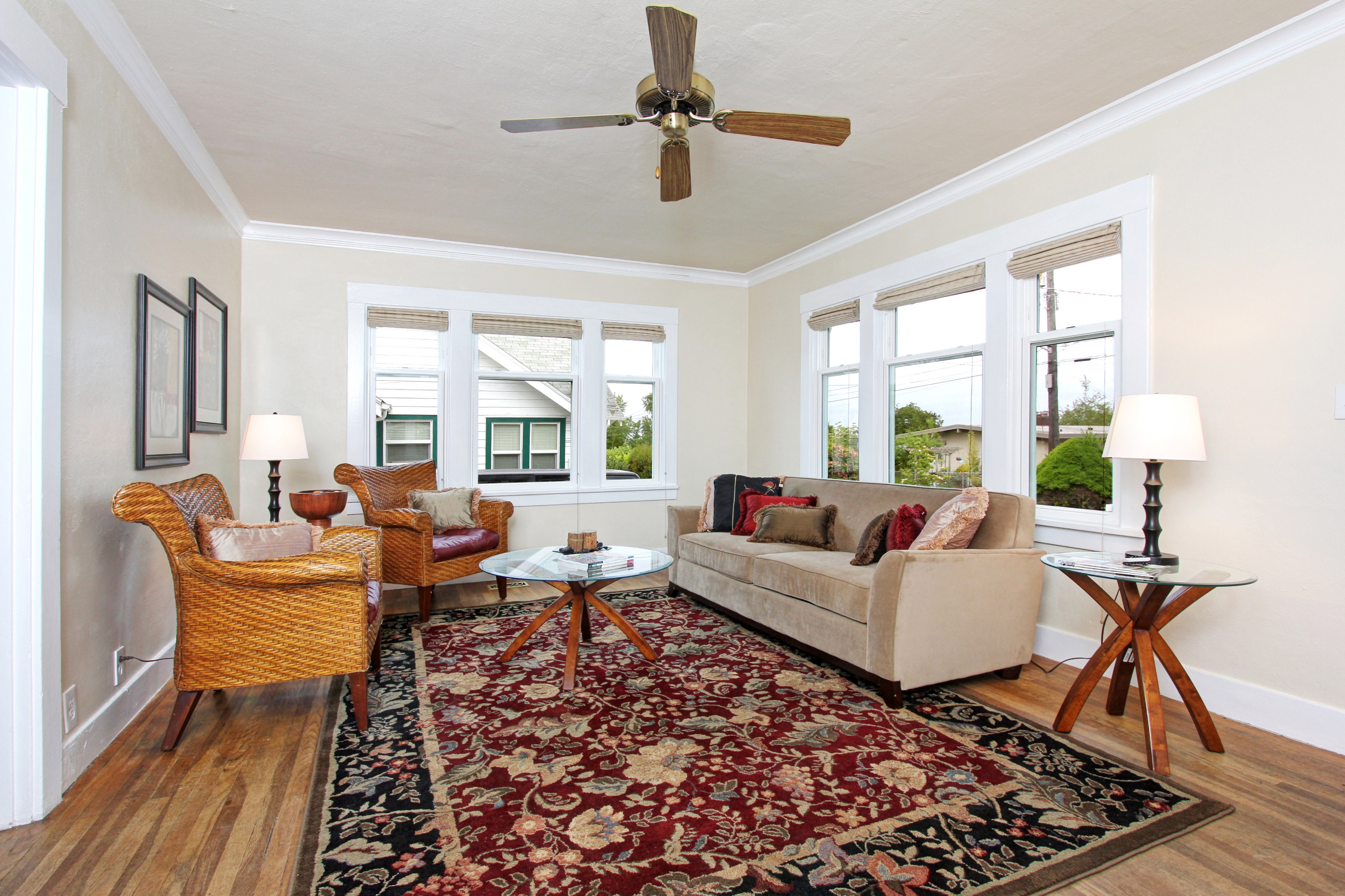 Property Photo: Living room 7937 11th Ave SW  WA 98106 