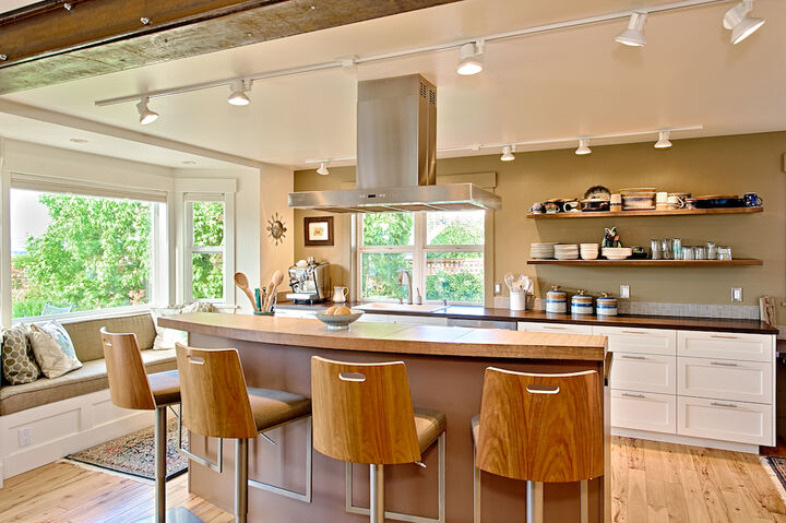 Property Photo: True chefs kitchen 814 Fidalgo Ave  WA 98221 