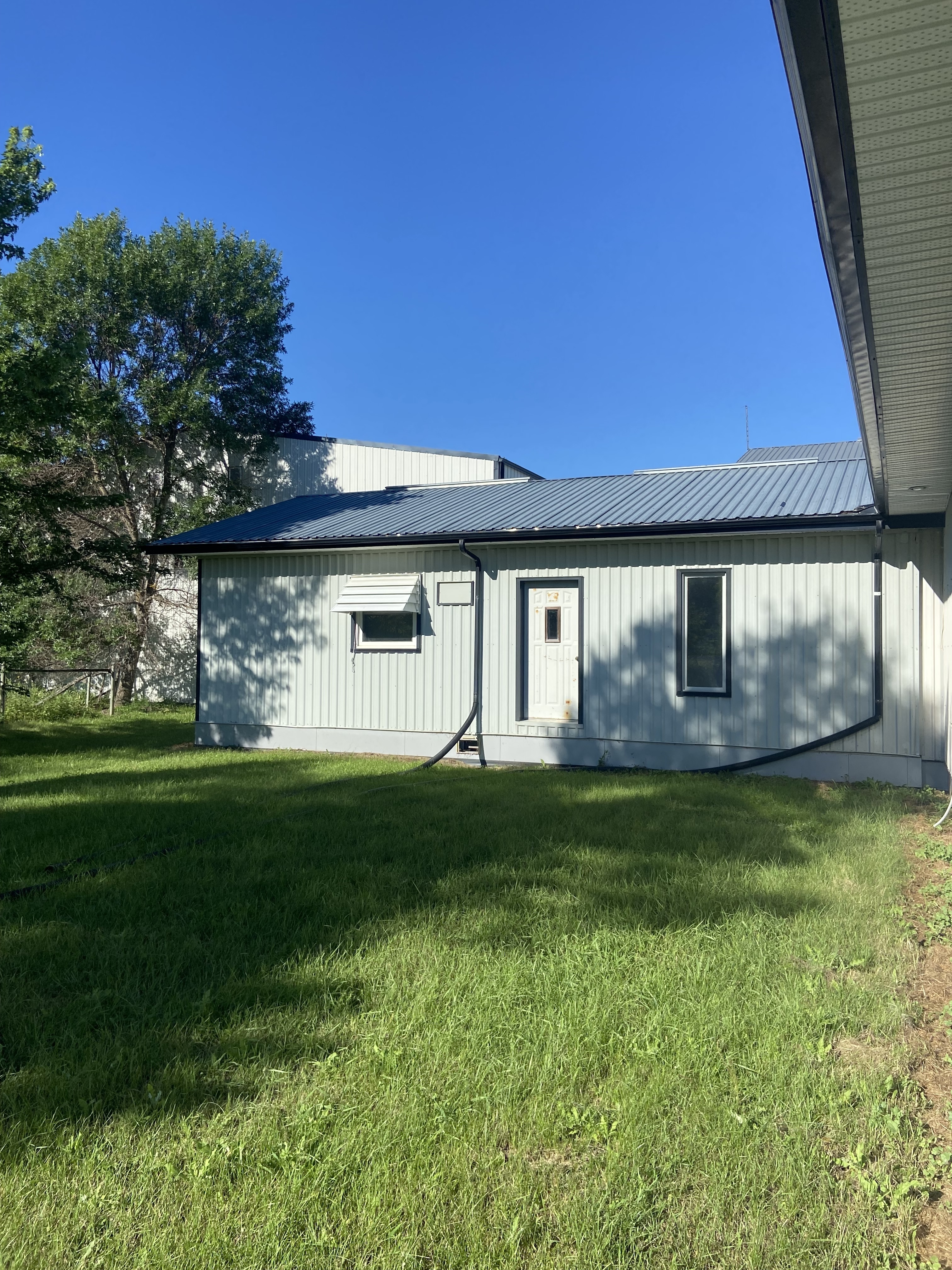 Property Photo:  22150 River Rd.  MB R5K0E4 