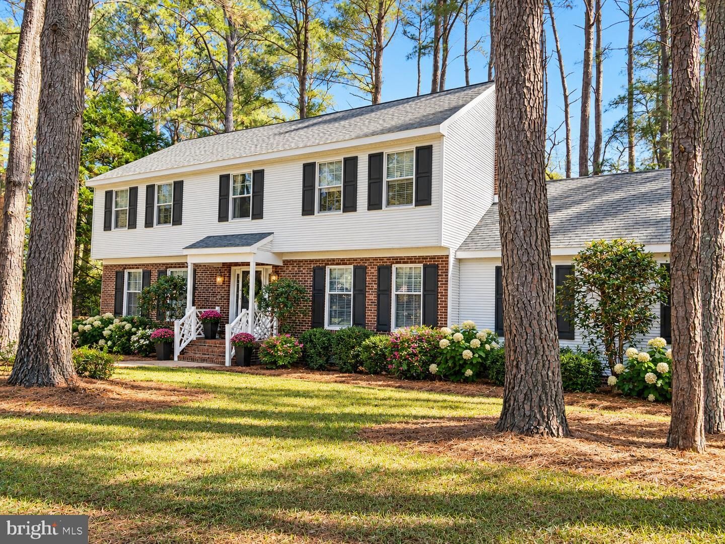 Property Photo: 5211 Dove Point Lane MD 21826