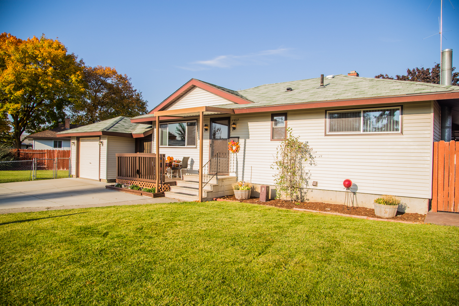 Property Photo: 2417 N Julia St WA 99217