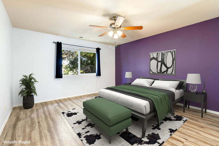 Property Photo:  1541 NE 10th Pl  OR 97013 