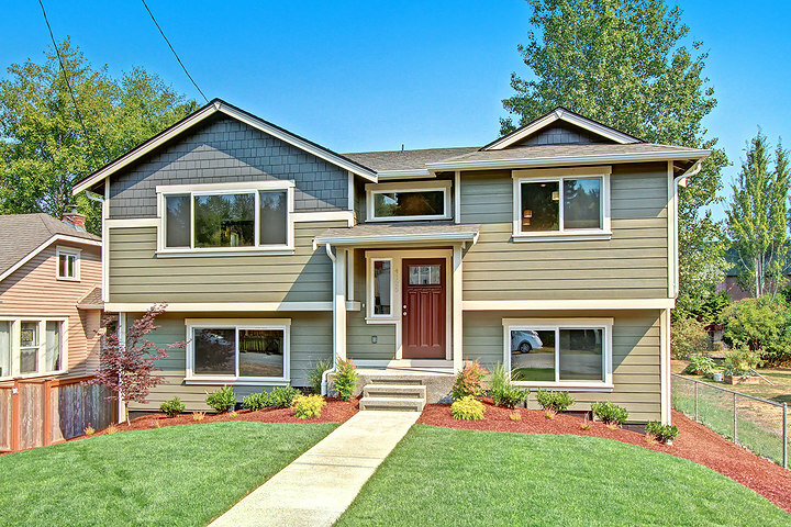 Property Photo: 4125 Grand Ave WA 98203