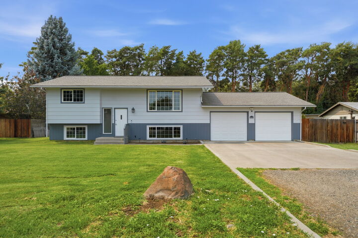 Property Photo:  4112 S Auburn St  WA 99337 