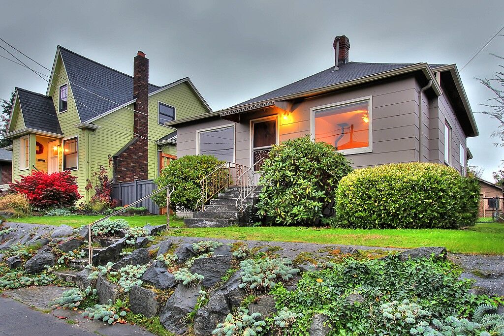 Property Photo: 6706 9th Ave NW WA 98117