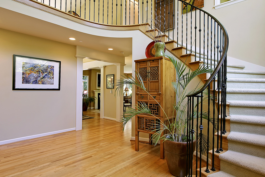 Property Photo: Foyer 8300 SE 82nd Street  WA 98040 