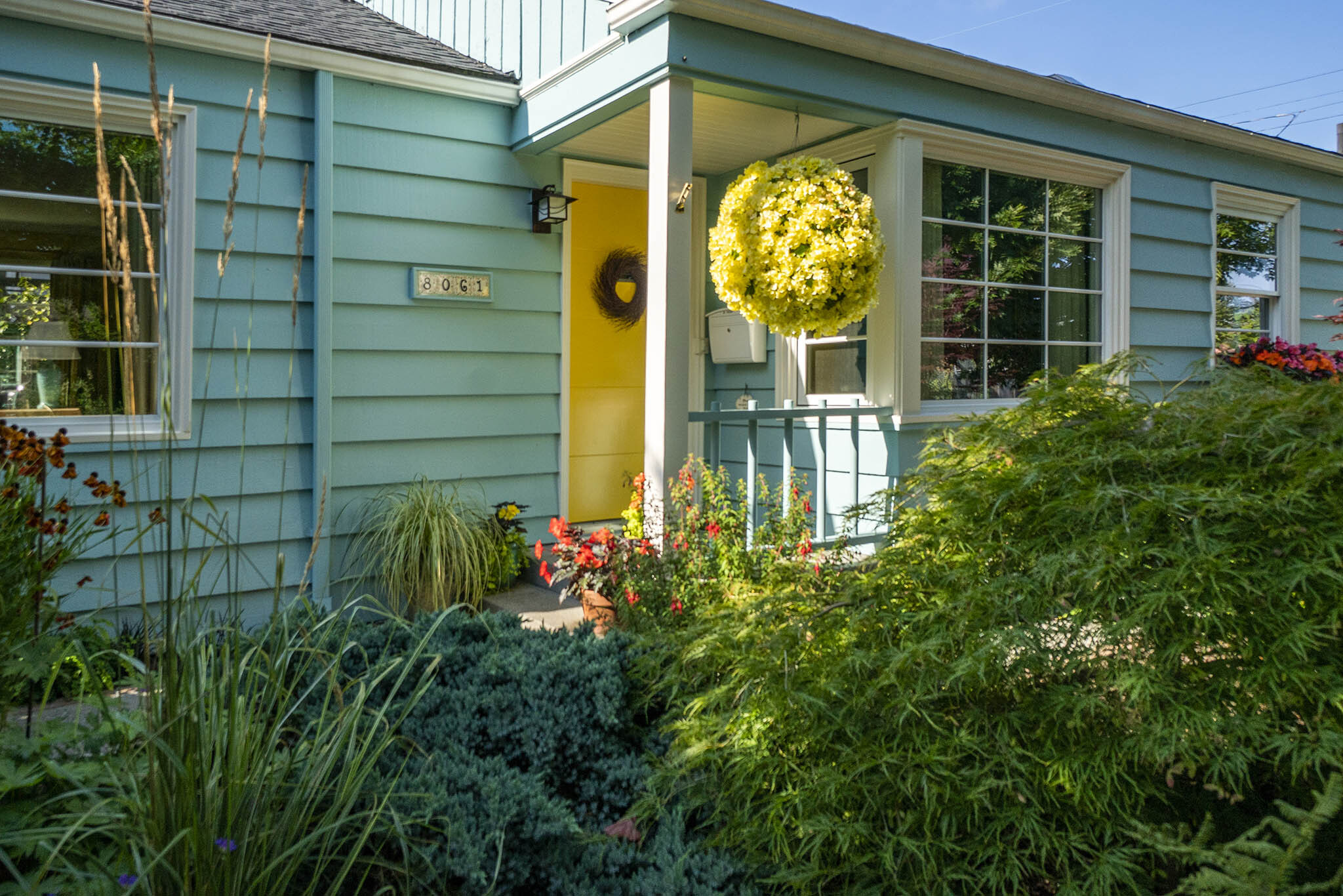 Property Photo: 8061 22nd Avenue NW WA 98117