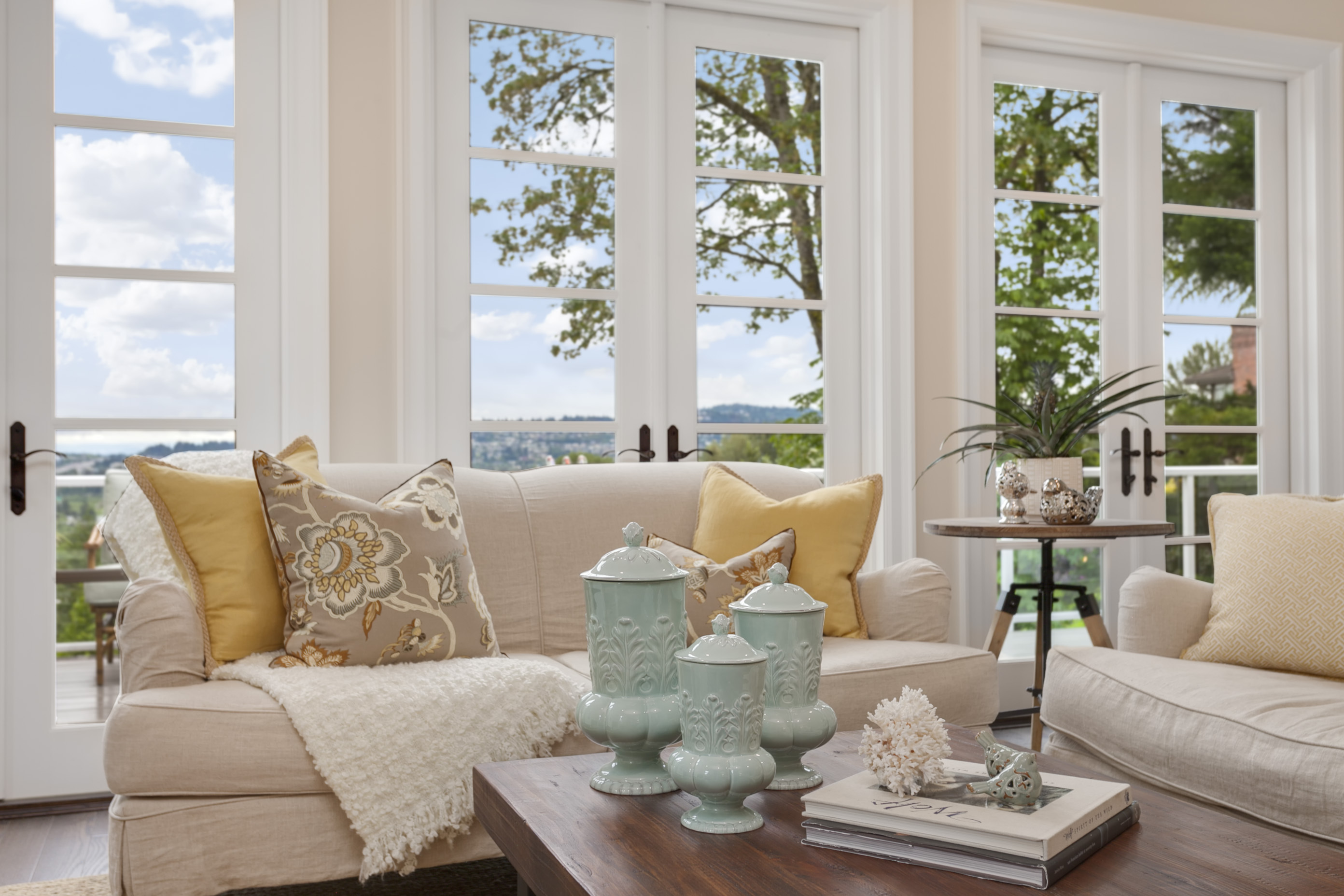 Property Photo: Living Room 3706 Greenbrier Lane  WA 98040 