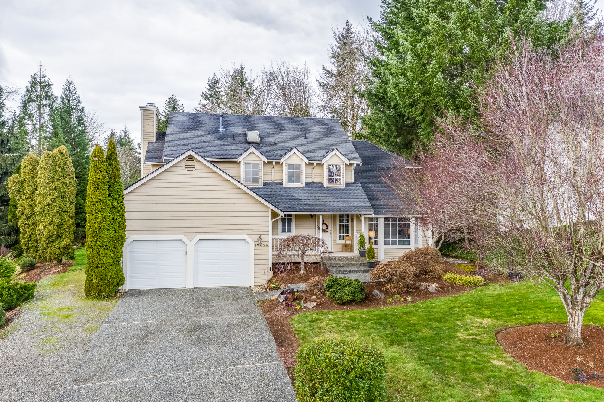 Property Photo:  13025 176th Place NE  WA 98052 