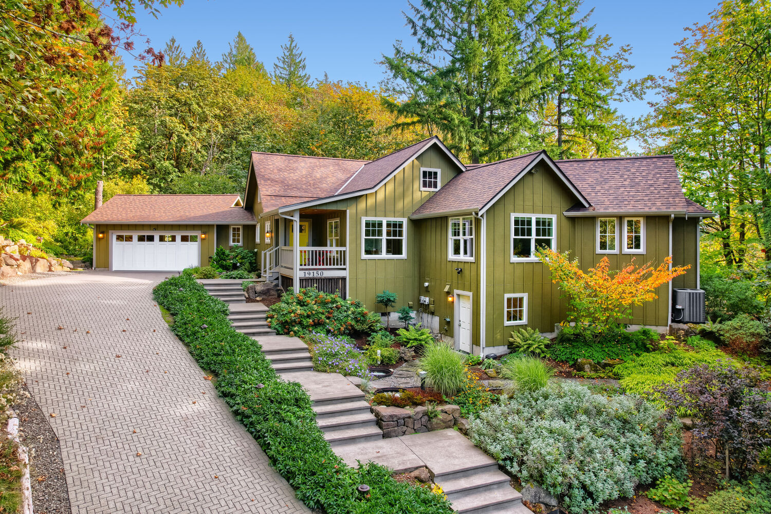 Property Photo: 19150 SE May Valley Road WA 98027