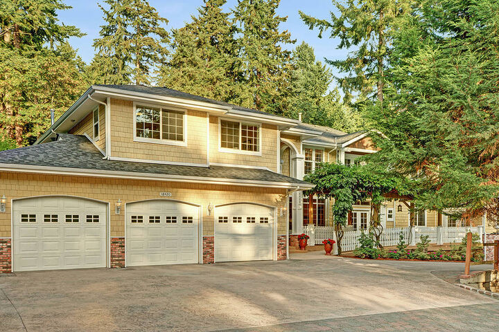 18420 40th Place NE  Lake Forest Park WA 98155 photo