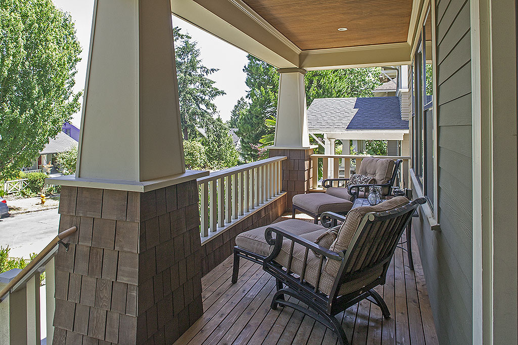 Property Photo: Front porch 2021 33rd Ave S  WA 98144 