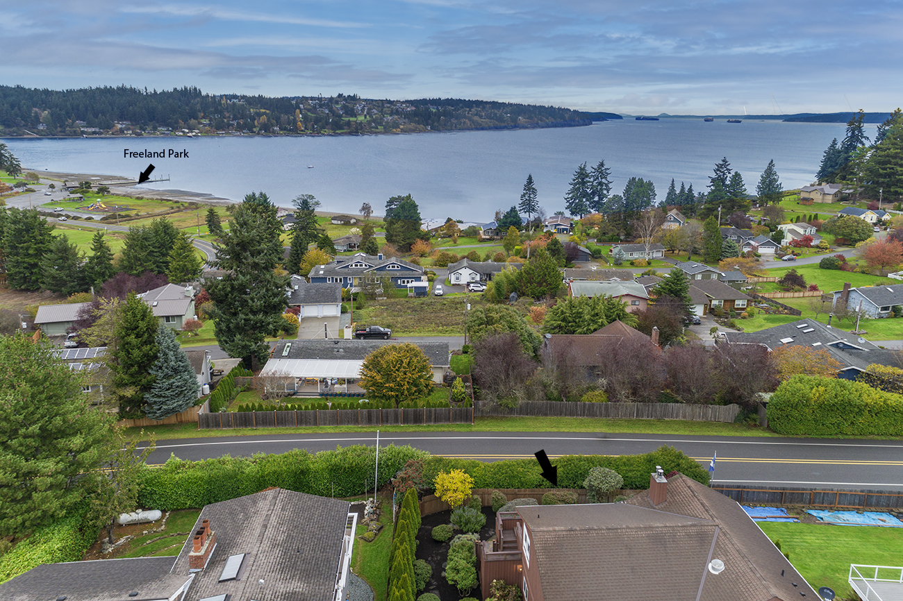 Property Photo: 5452 Pleasant View Lane WA 98249