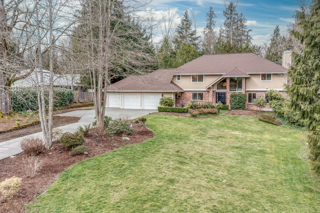 Property Photo: 17302 NE 131st Street WA 98052