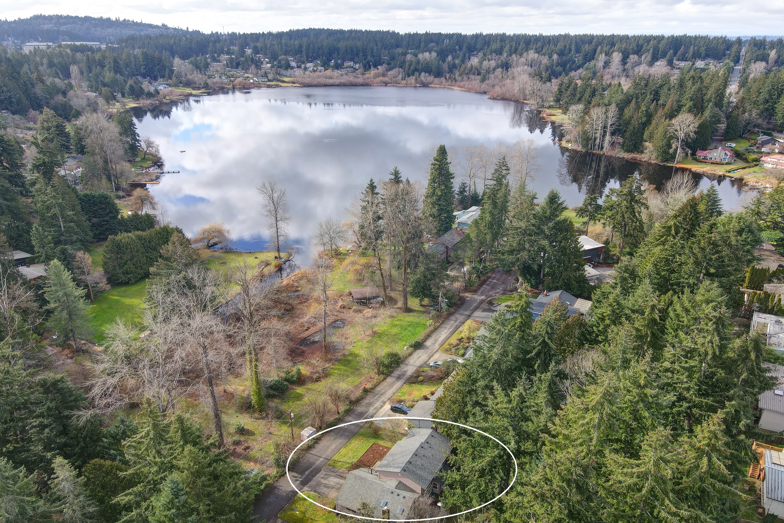 Property Photo:  16600 SE 17th Street  WA 98008 