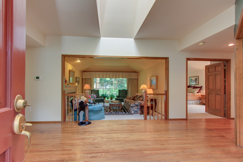 Property Photo: Entry 17805 NE 139th St  WA 98052 
