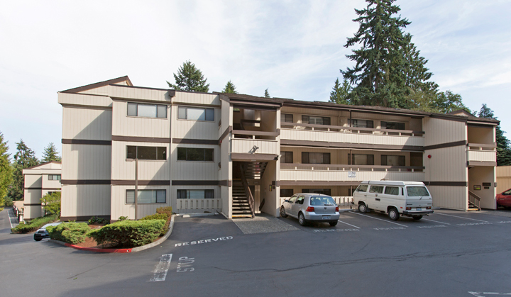 Property Photo: 13741 15th Ave NE C2 WA 98125