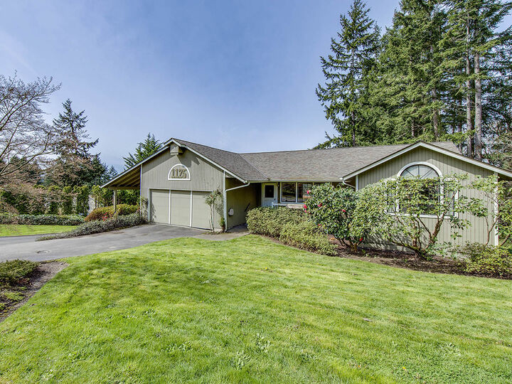 1125 NW Lovell Ave  Bainbridge Island WA 98110 photo