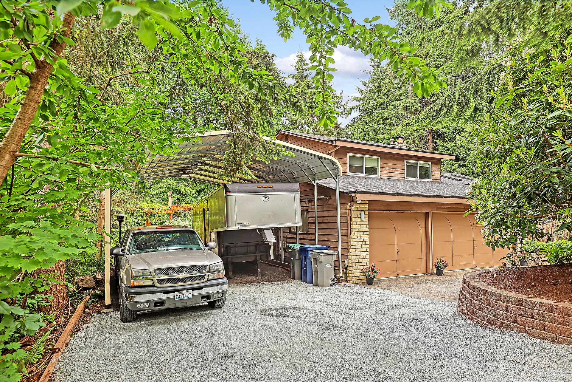 Property Photo:  15712 20th Place W  WA 98087 