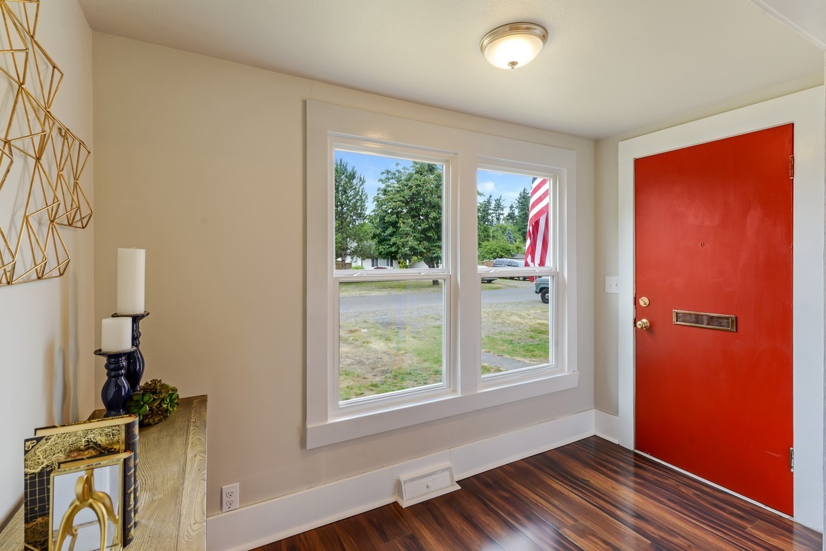 Property Photo:  6407 S Ferdinand St  WA 98409 