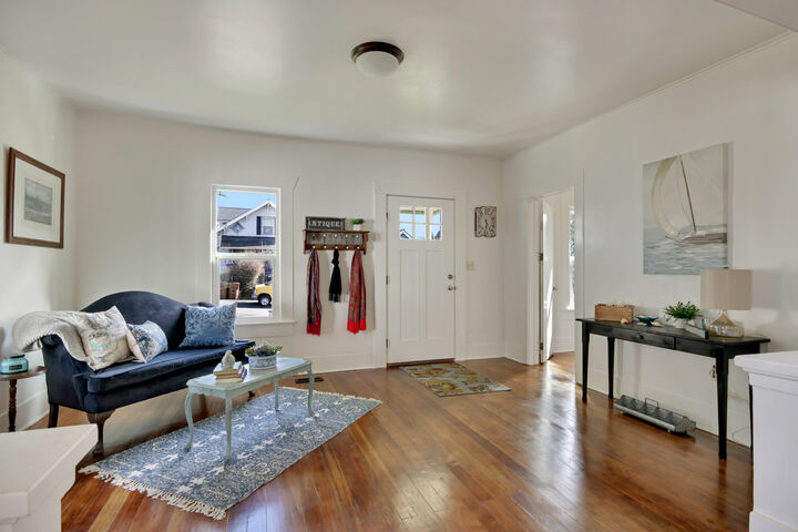 Property Photo: 3822 E J St WA 98404