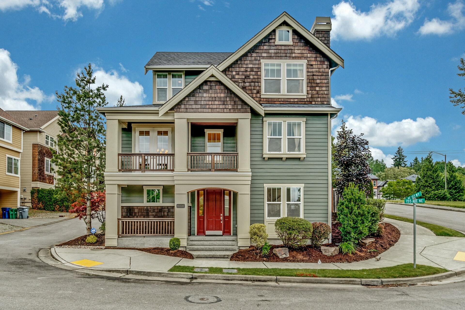 Property Photo: 10330 155th Ave NE WA 98052