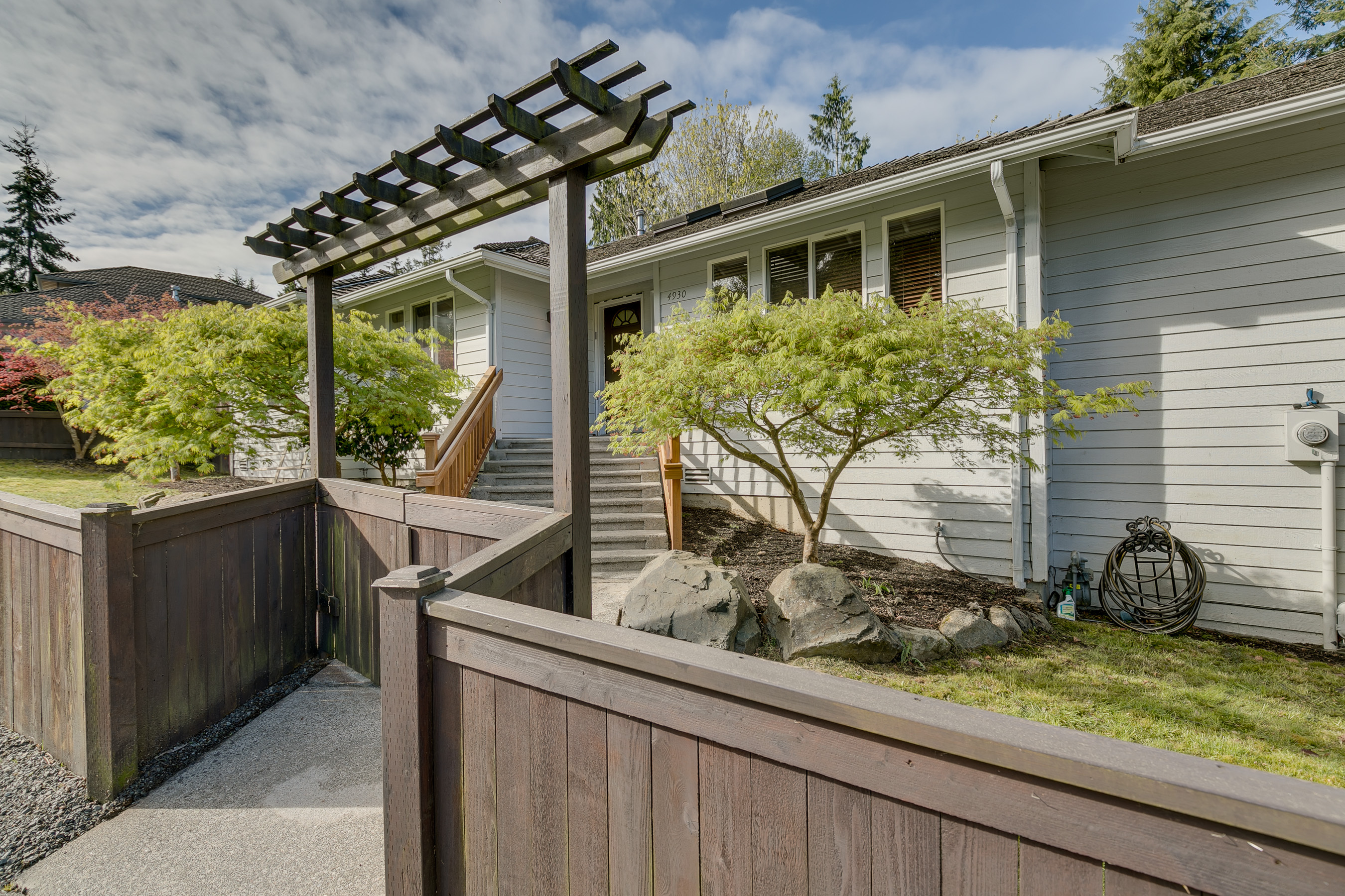 Property Photo: Rambler with privacy 4930 Narbeck Ave WA 98203