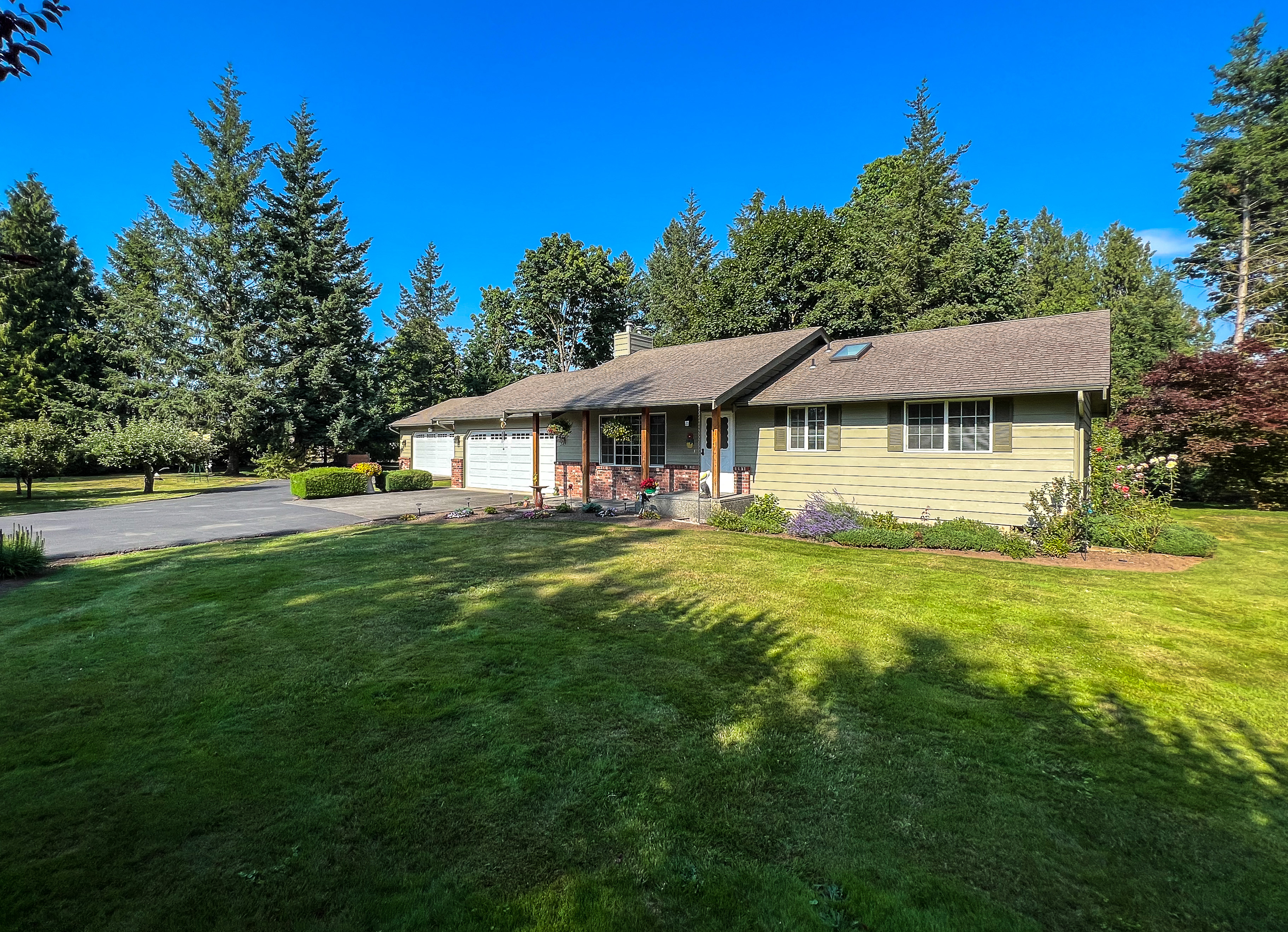 Property Photo: 247 W Bartlett Road  247 W Bartlett Road  WA 98264 