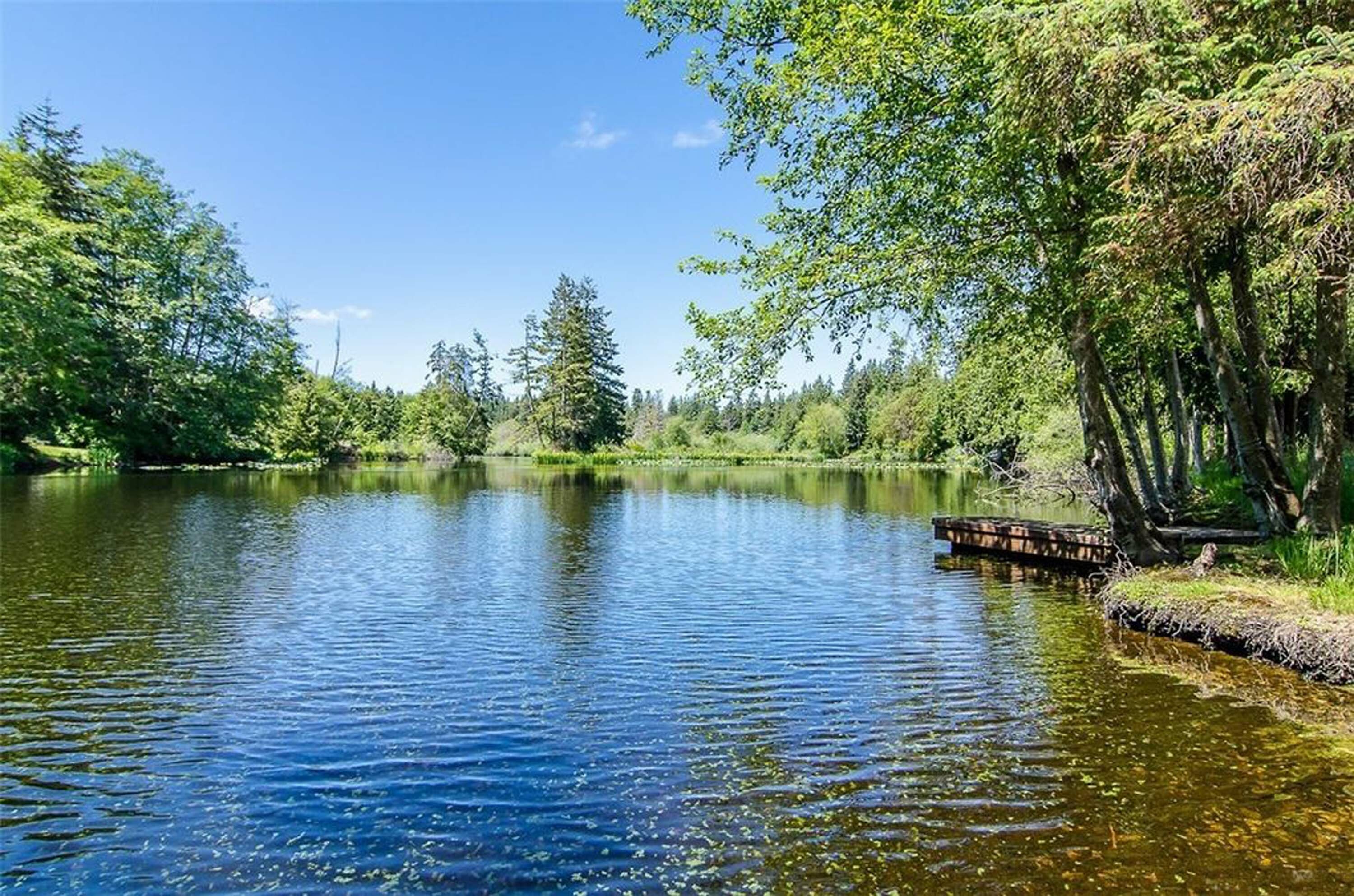 Property Photo:  1569  Lake Drive  WA 98282 