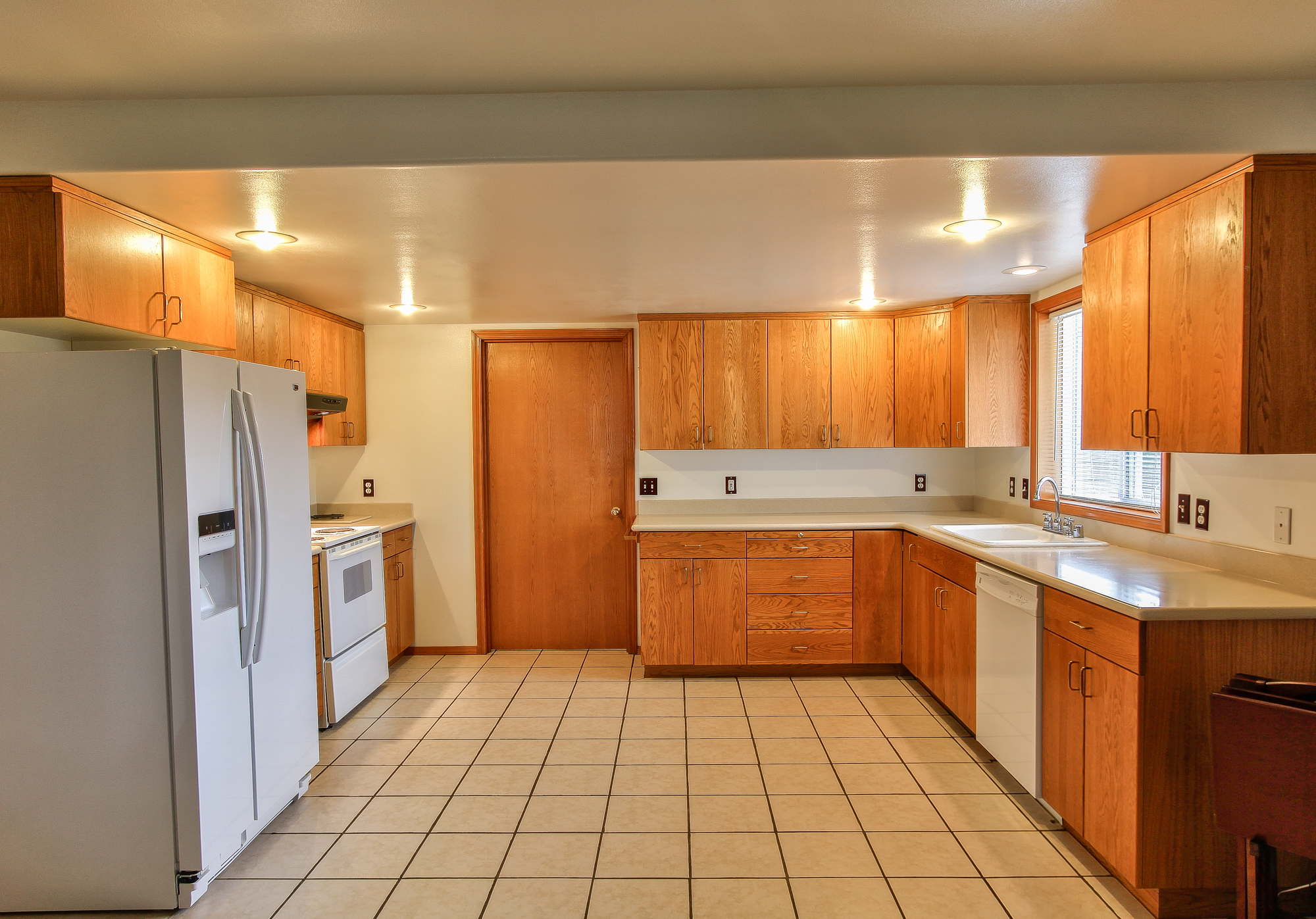 Property Photo: Kitchen 20461 Hamilton Ct  WA 98233 