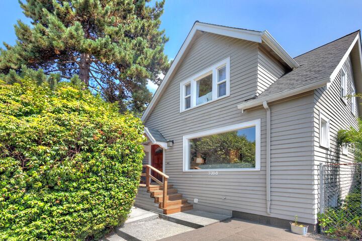 5708 32nd Ave NW  Seattle WA 98107 photo