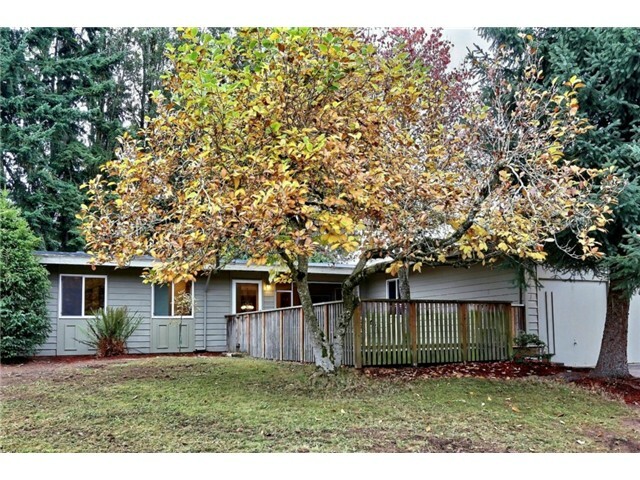 Property Photo:  2211 166th Place NE  WA 98008 