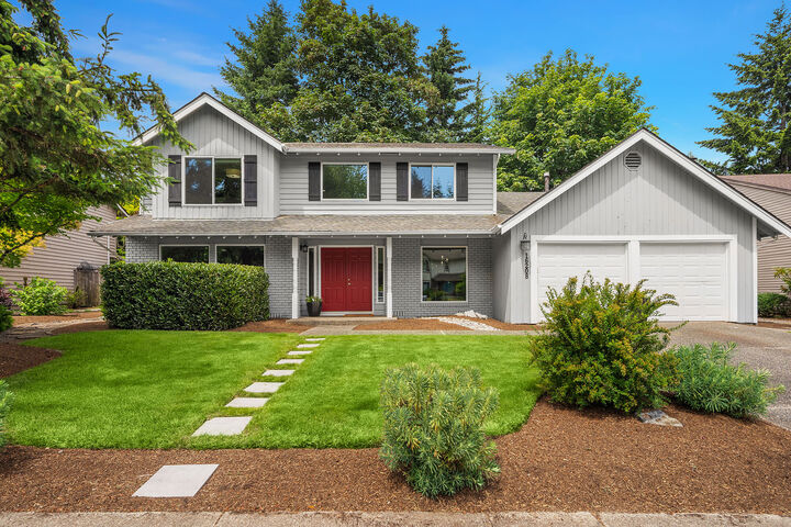 Property Photo:  16208 SE 46th Way  WA 98006 
