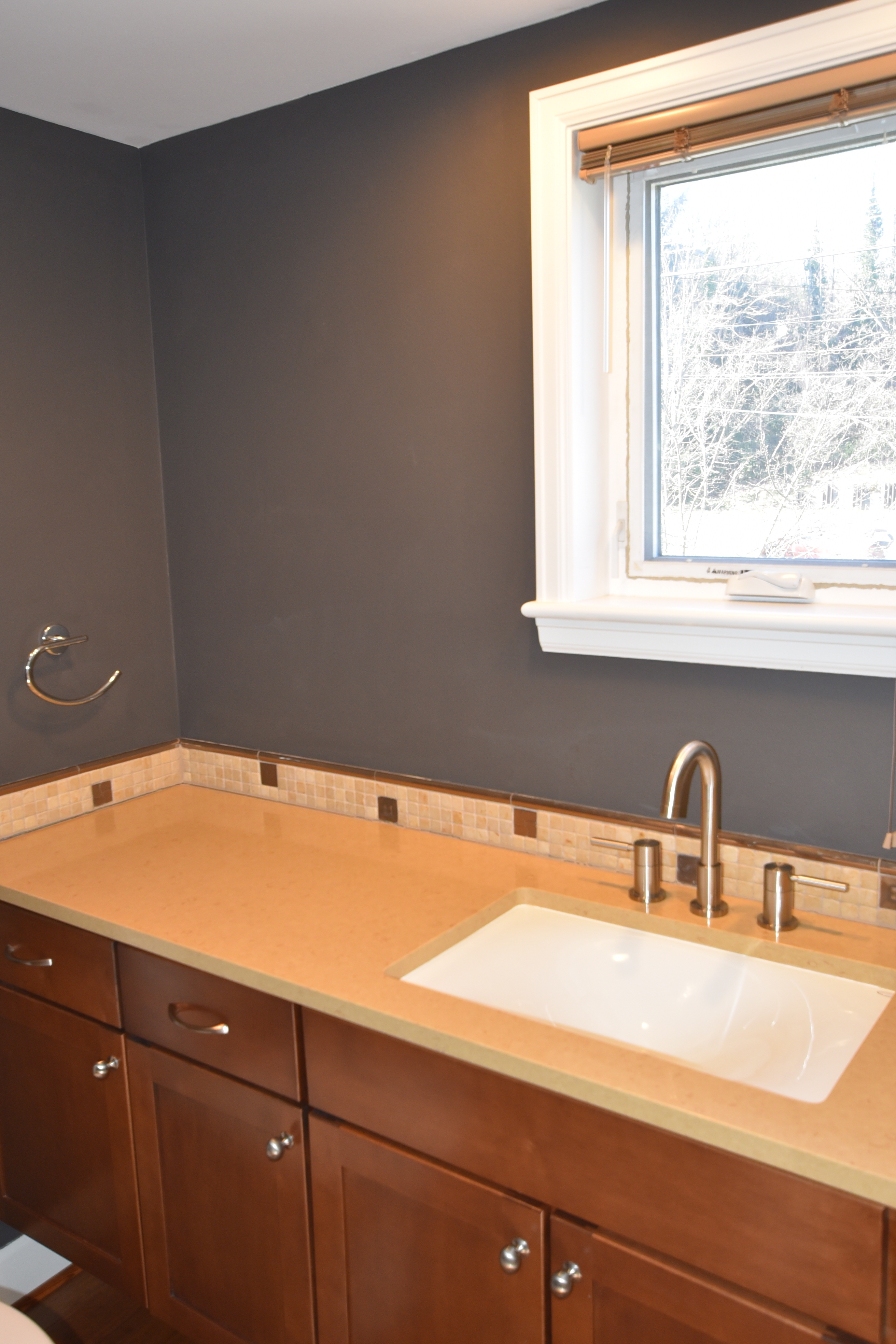 Property Photo: Bathrooms 2320 Thorndyke Ave W  WA 98199 