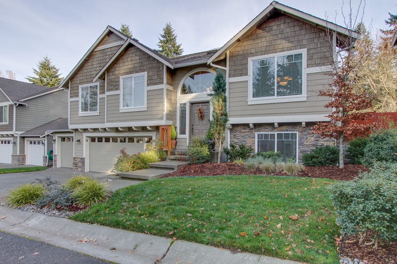 Property Photo: 14054 84th Ct NE WA 98034