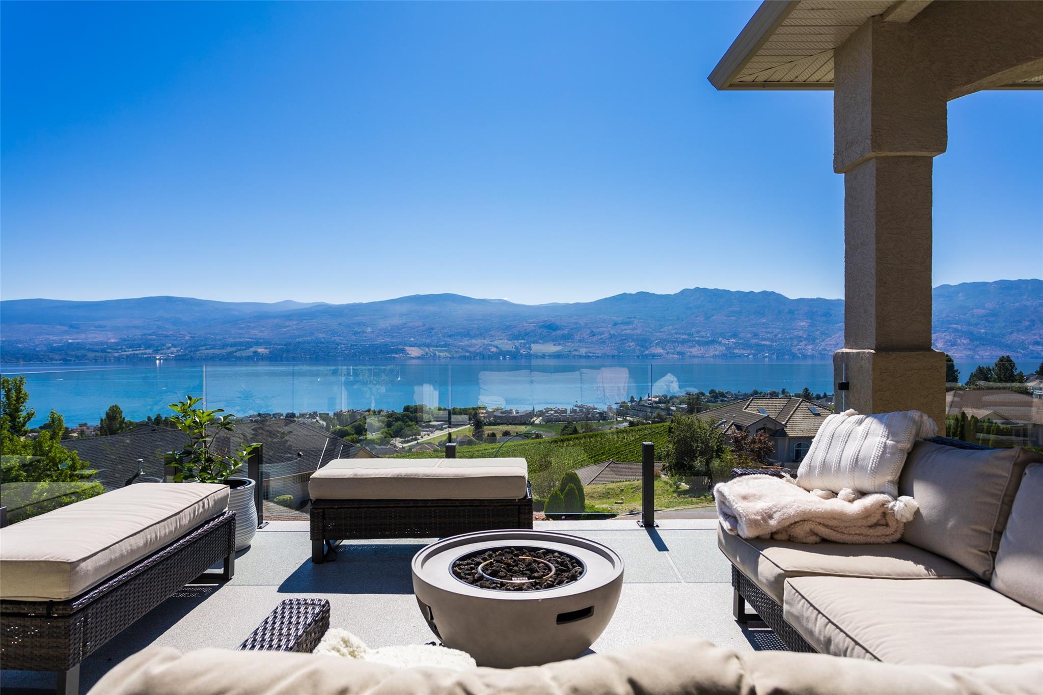 1608 Braeburn Court  West Kelowna BC V4T 2V5 photo