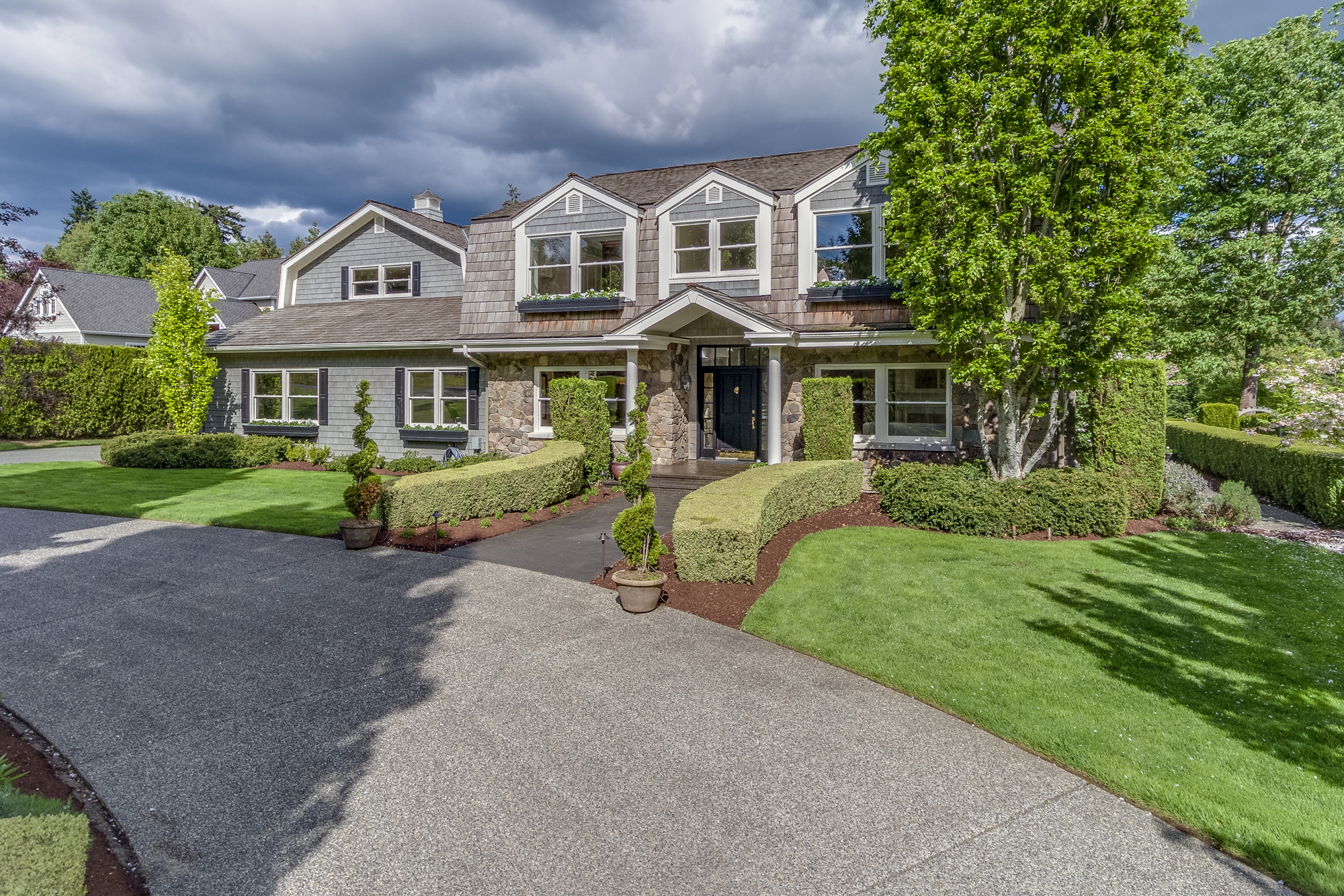 Property Photo: 13416 179th Ave NE WA 98052
